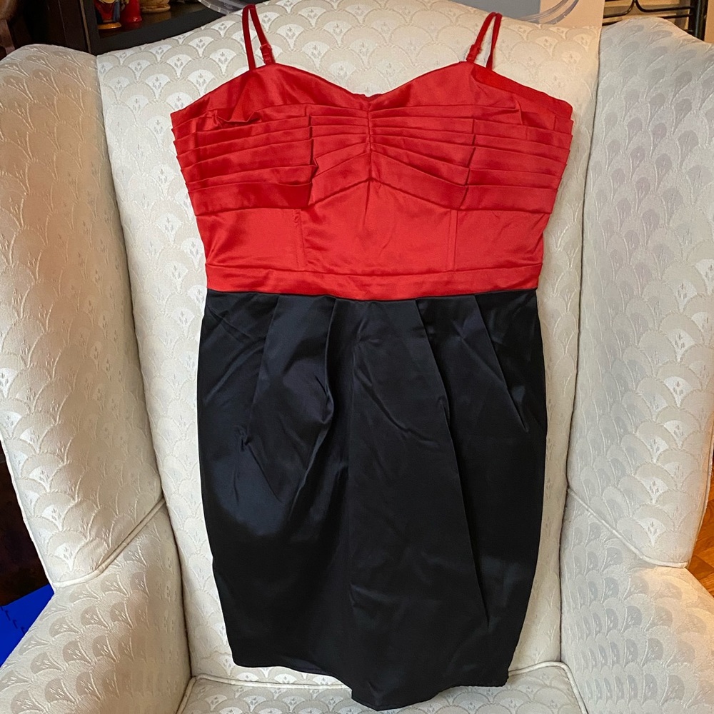 NWT! H&M Silky Black & Red Party Dress